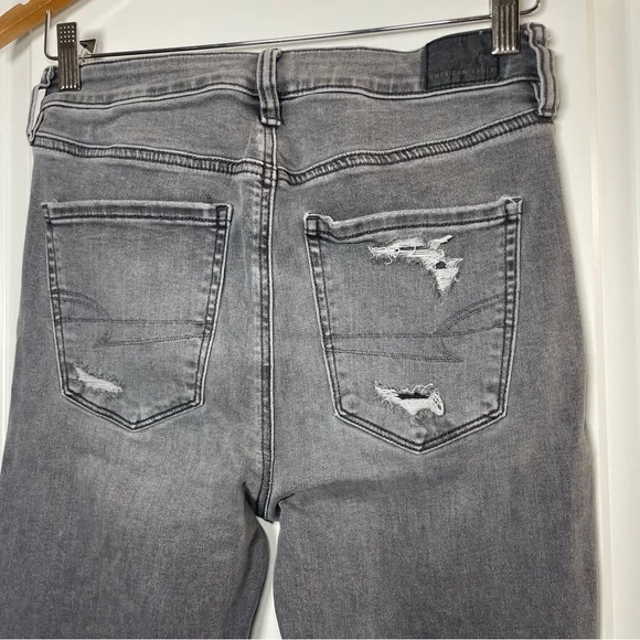 American Eagle Outfitters Grey Distressed High-Rise Skinny Jeans - Women - Picture 5 of 16